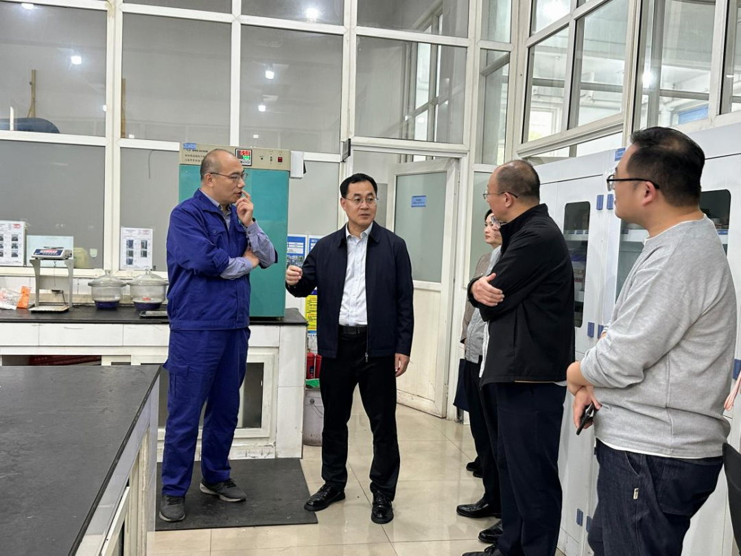 1761785636254894.png 640.png